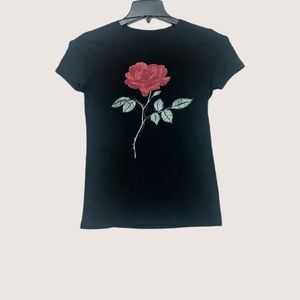 (SOLD) Aeropostale Rose Classic Crew Black Top Size M